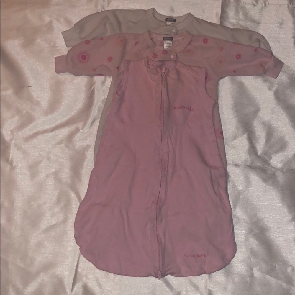 Baby Gilr Sleeper Bundle. ONE Size.